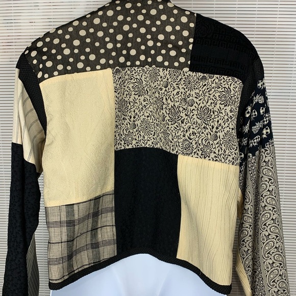 Max and Mable vintage mixed print jacket with knot style buttons Sz Large - Picture 9 of 9
